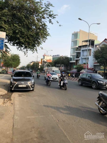 Bán mặt tiền Lê Trọng Tấn 10x18m, kế bên Bệnh Viện Hoàn Mỹ