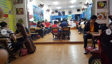 Nhà 1 trệt + 1 lầu giá 28tr đường Lê Văn Lương, Quận 7