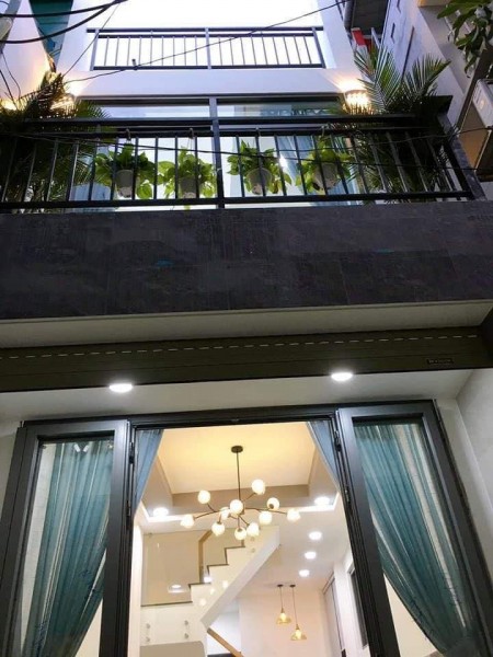 Bán nhà hiếm đường Trường Sa, Quận 3, 1T2L, 3PN, chỉ 5,5 tỷ, nhà mới, full nội thất