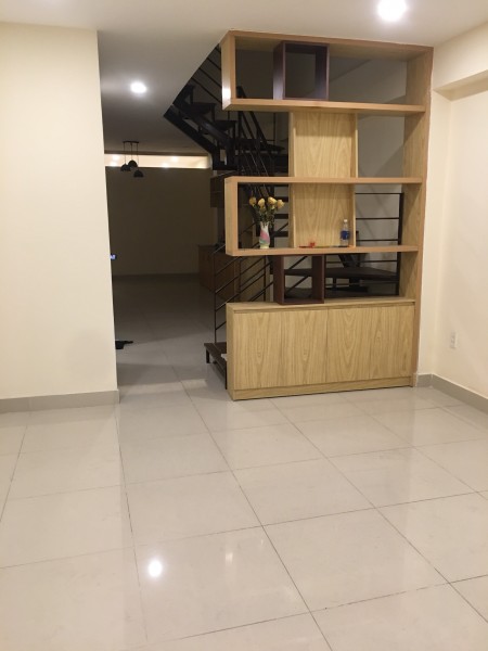 Bán nhà mặt tiền Nguyễn Cừ - Thảo Điền 4m x 26m thổ cư 100% Giá 18 tỷ