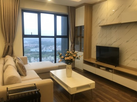 Chính chủ cần bán căn góc 2 ngủ hướng Đông Nam tại Goldmark City giá 2.7 tỷ, nội thất cơ bản.