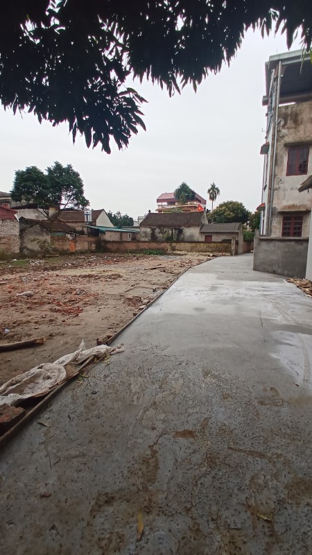 Đất Chỉ Đạo giá đầu tư 60m2, cực kỳ đẹp, ô tô vào, giá công nhân. lh 0835459289