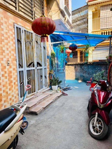 Bán Nhà đẹp Văn Quán DT35m*4T. giá 2.5 tỷ
