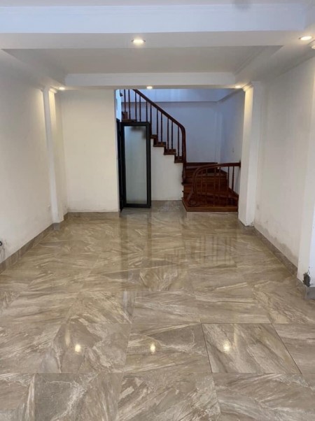 NHÀ TRẦN BÌNH, LÔ GÓC, Ô TÔ, 40M2, 6 Tầng, 3tỷ
