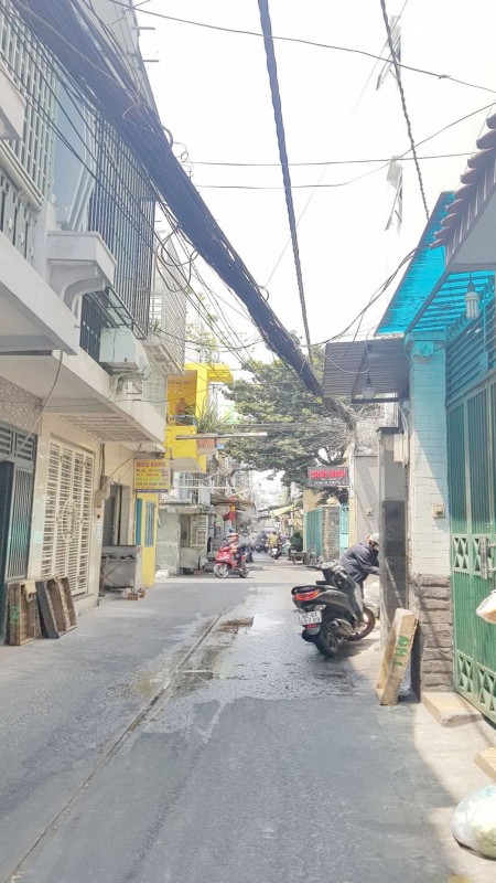 Nhà Hòa Hưng Quận 10, HXH, 38m2, chỉ 5,5 tỷ