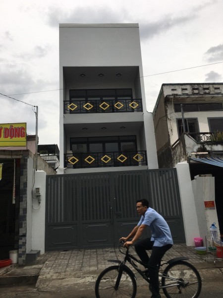 Cho thuê Nguyên Căn Quận 6 - ngang5m ++ Nguyễn Văn Luông