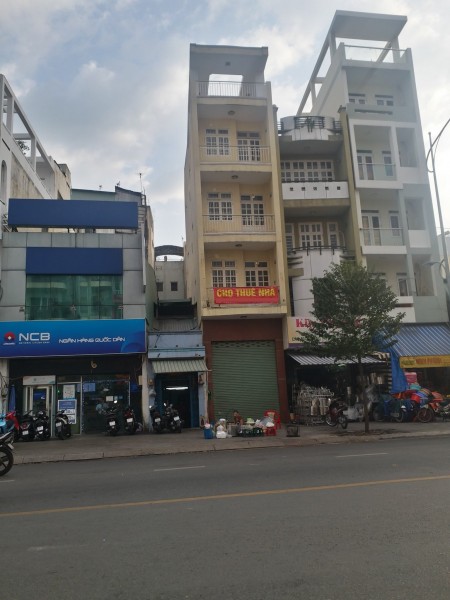 Mặt Tiền Đường Cao Văn Lầu, Phường 2, 3 lầu suốt kd
