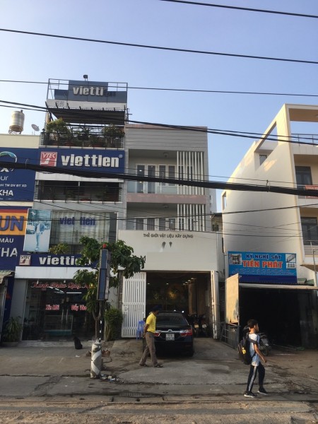 Mặt Tiền Đường Hậu Gian st 4 x 15 suốt kd
