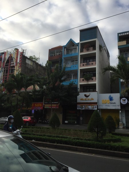Mặt tiền Phan Xích Long 4*16 6 tầng 8 phòng