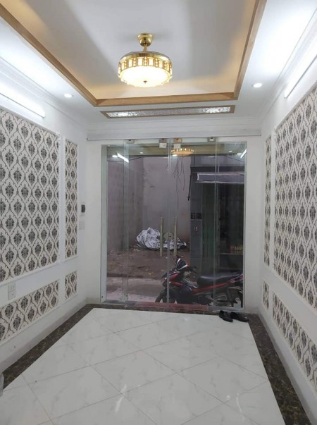 0-MẶT NGÕ VĨNH HƯNG Ô TÔ ĐỖ CỬA 4 TẦNG GIÁ 2.79 TỶ