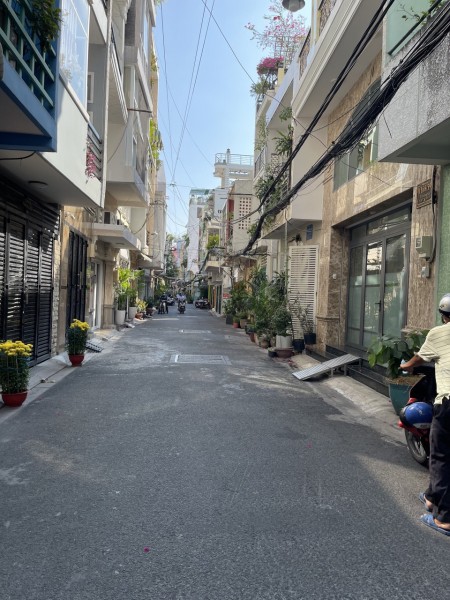 Nhà bán Quận Phú nhuận Chính chủ , dt : 46m2