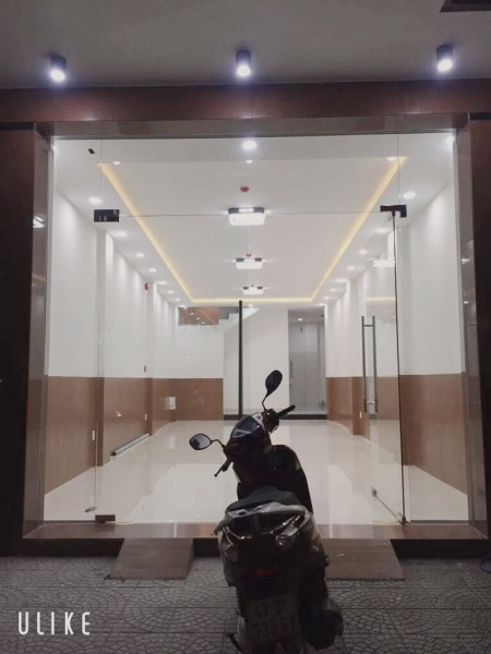 Cho thuê nhà mặt tiền quận thanh khê đà nẵng 5 tầng có cầu thang máy giá tốt