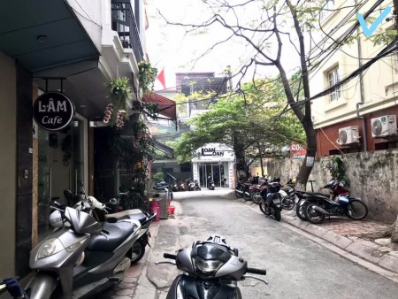 Bán Nhà ngõ 295 Bạch Mai, Vỉa hè, ô tô tránh, Kinh Doanh cực tốt, 64m2, 8.2 tỷ