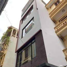 NHÀ CẦU GIẤY 5 TẦNG, GẦN MẶT PHỐ, HIỆU SUẤT KINH DOANH, 42m2, MT: 4m.