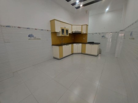 Bán gấp gom tiền KD MT sầm uất 76m2 đẹp giá chỉ 6.3 tỷ