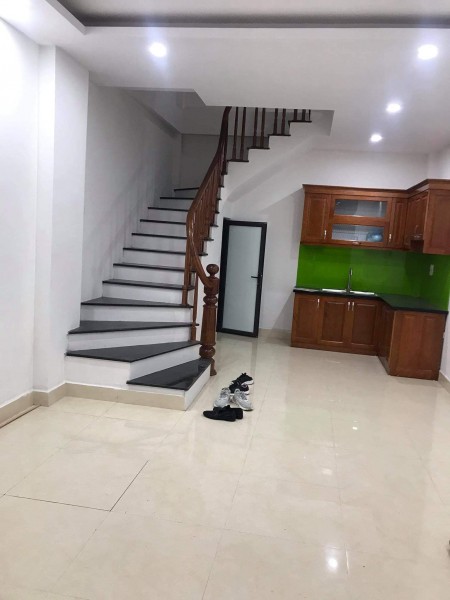 Bán nhà Cầu Diễn, phân lô, Ô tô qua, gần hồ, DT 33m2x4T, giá 3.3 tỷ. LH0968987854