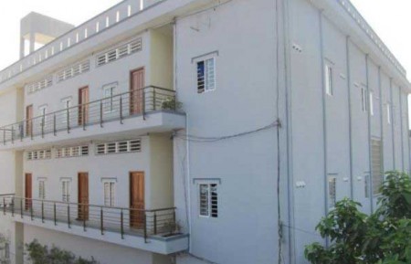 Bán chung cư mini Nguyễn Văn Cừ 330m2, 26p, thu gần 1 tỷ/ năm.