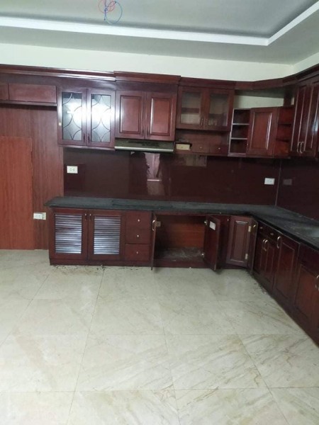 Nhà Lạc Trung 60m 6 Phòng chỉ 6 tỷ nằm trong ngõ thông 3 phố