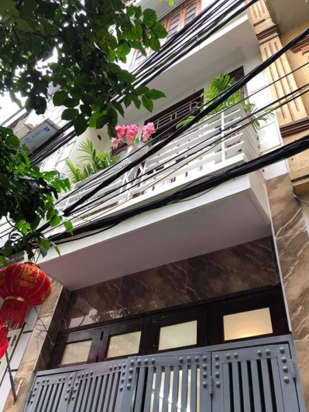 Chính chủ cần bán nhà mặt phố khu Thụy khuê, Tây Hồ, Hà Nội,