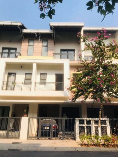 Đi đến slide 2