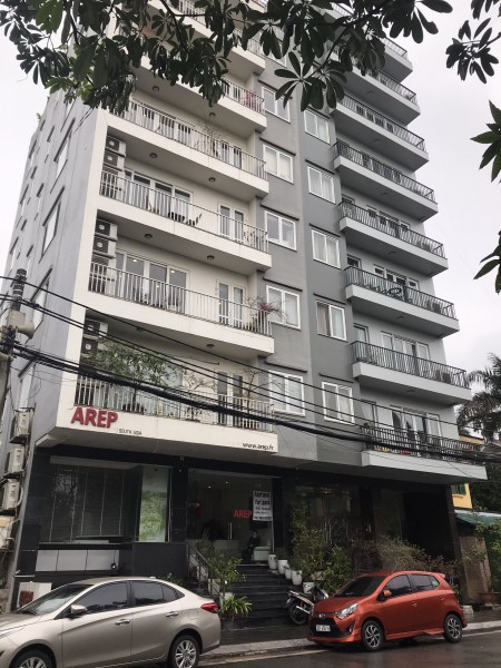 Bán tòa nhà lô góc 9T MP Quảng Bá, view Hồ Tây 118m2, MT 8.4m, đang cho thuê 6000$/th, giá 73 tỷ
