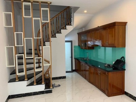 Siêu hiếm Xuân Đỉnh, Từ Liêm 42m2 5T 3.3 tỷ, ở luôn, gần oto