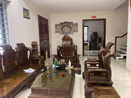 Hơn 3 tỷ có nhà, Mặt Phố, Lô góc ,3 mặt thoáng, ô tô tránh, Kinh doanh sầm uất