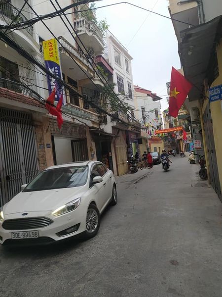 15M RA Ô TÔ - KHƯƠNG ĐÌNH 32 MÉT, 5 TẦNG, NHÀ ĐẸP Ở NGAY ĐỂ LẠI NỘI THẤT. GIÁ 3,5 TỶ