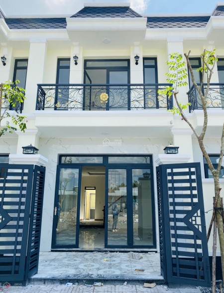 Bán Nhà 1 Trệt 1 Lầu, Sát Bên Chợ Trung Thành đối diện khu villa Gia Phú Viên 2, Giá 1.150 Tỷ, SHR, hỗ trợ vay