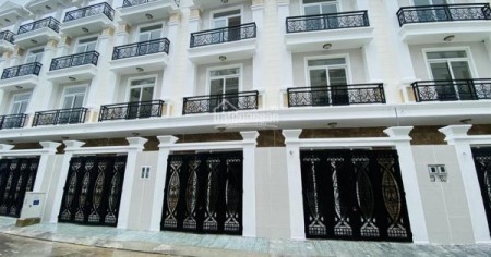 Cần bán gấp nhà liền kề phố sổ hồng riêng giá từ 600tr hỗ trợ vay ngân hàng