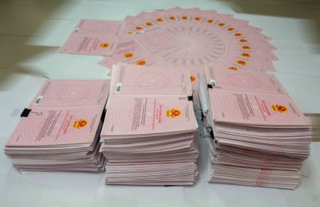 Đi đến slide 2