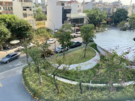 Đi đến slide 4