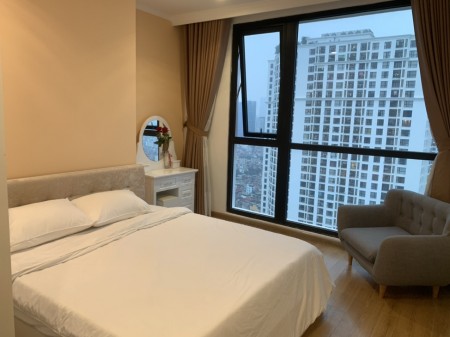 Cho thuê căn hộ chung cư Royal City 50m2 1pn full đồ 15tr/tháng & miễn mldv