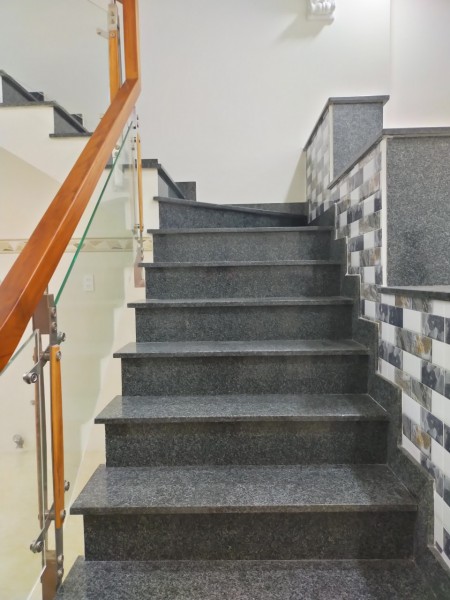 Bán Nhà Hẻm 986 CMT8 P4 Tân Bình Giá Rẻ, 45 m2, 4 lầu, 4 Phòng Ngủ