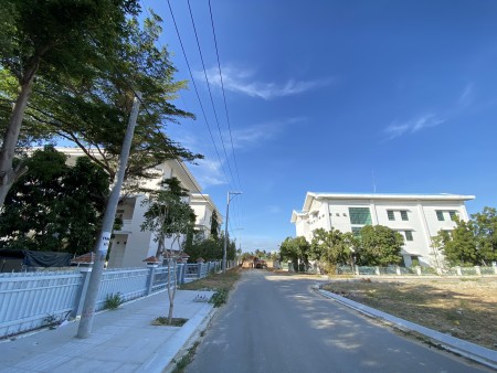 Đi đến slide 8