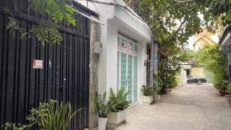 Nhà cấp 4 diện tích 85m2 hẻm ô tô 5m gần LotteMart
