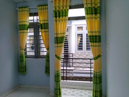NHÀ BÁN GẤP Sư Vạn Hạnh Quận 10, 4 tầng, dt 25m2, giá 2.8 tỷ