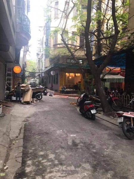 Bán gấp nhà Nguyễn Chí Thanh thông Huỳnh Thúc Kháng, ngõ oto, kinh doanh đỉnh cao