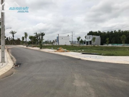 120 m2 đất bình chánh thổ cư 100% ,sổ hồng riêng chính chủ bao sang tên công chứng