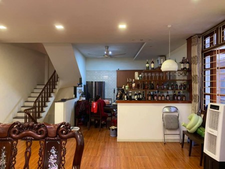 HOA HẬU THANH XUÂN QUẬN – SIÊU HIẾM PHÂN LÔ Ô TÔ TRÁNH.