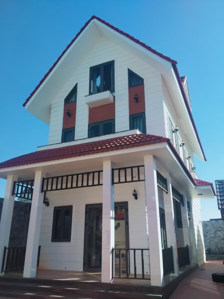 Bán biệt thự/homestay kiểu Châu Âu, view siêu xịn đường Vạn Hạnh, phường 8 Đà Lạt.