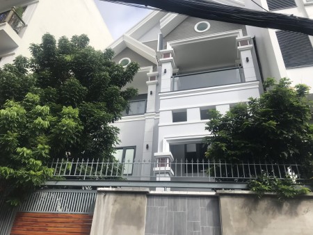 Cho Thuê Biệt Thự Cửu Long , P2, Q.Tân Bình, DT: 10x20m, 2 lầu.