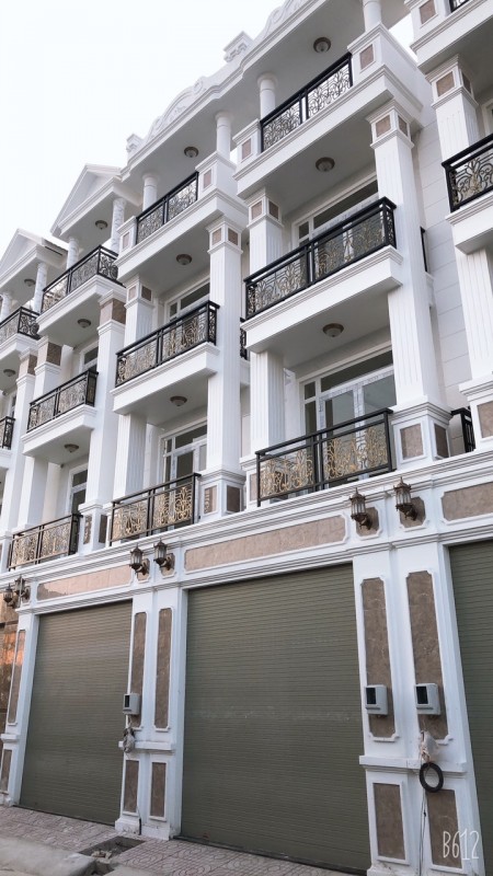Đi Đâu CŨNG TIỆN. NHÀ phố 4 TẦNG đẹp - Cách KĐT VẠN PHÚC 90m2 SHR