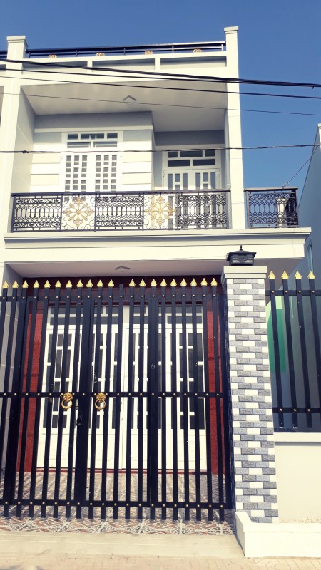 Sở Hữu Ngay Căn Nhà Cổ Kế Bên Villa Sân Vườn Của Cao Thái Sơn