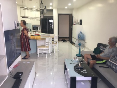Căn hộ Garden Gate Full nội thất, 2PN, Tầng trung, view đẹp, Giá thuê 17Tr