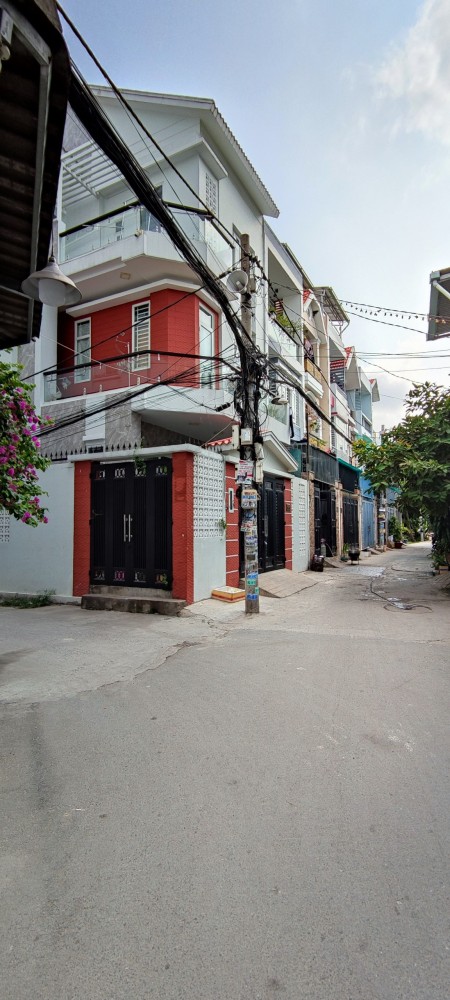 Nhà 2 Mặt Tiền - 300m Ra Ngay Chợ Hiệp Bình Chánh Thủ Đức