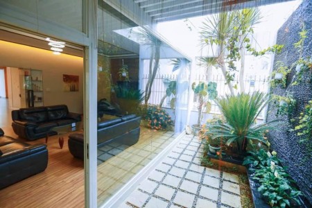 Cho Thuê Biệt Thự Lam Sơn, P2, Q.Tân Bình, DT: 9X18m, 2 lầu.