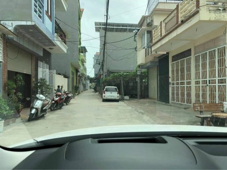 Cần bán nhanh lô đất tặng nhà cấp 4 trong Ngõ Nguyễn Cồng Trứ, Phường Đông Sơn giá đầu tư