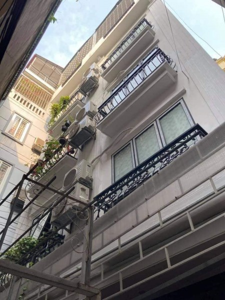 TUYỆT PHẨM GIỮA LÒNG THỦ ĐÔ HAI MẶT THOÁNG VĨNH VIỄN NHÀ CỰC ĐẸP 318 La Thành (45m2)