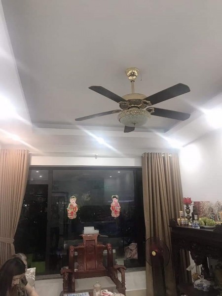 Bán nhà mặt tiền Vĩnh Tuy, DT 64m 5.5tầng Mt 4m, giá nhỉnh 11 tỷ